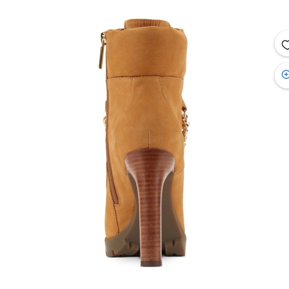 KARL LAGERFELD Lug Sole Cushioned Victoria Round Toe Zip-Up Leather Dress Bootie - Picture 12 of 14